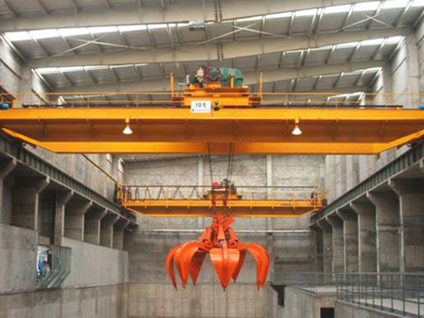 QZ型雙梁抓斗式起重機