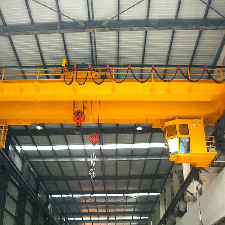 QD型電動(dòng)雙梁橋式起重機(jī)